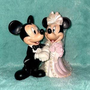 Disney Mickey Minnie Mouse Wedding Figurines Bride Groom topper statue
